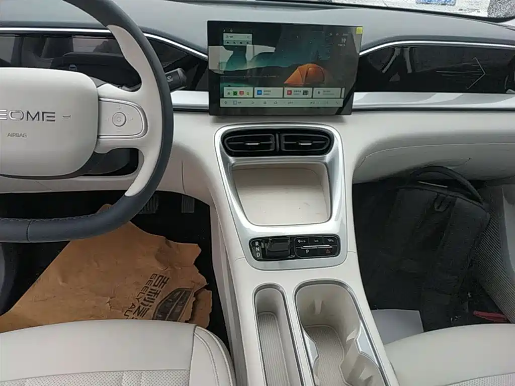 Geely Galaxy Starry Wish 2026 Edition 310km Youth Version фото 13
