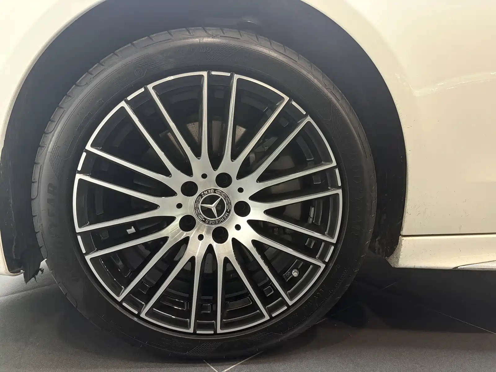 Фото 20 - Mercedes-Benz C-Class