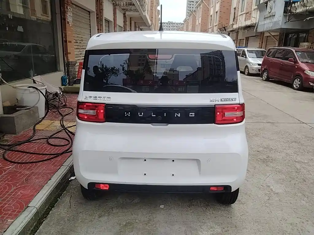 Photo 4 - Wuling Motors Hongguang MINIEV