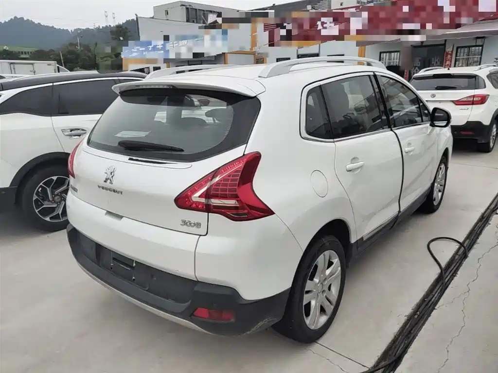 Peugeot 3008 2015 2.0L Automatic Classic Edition фото 7