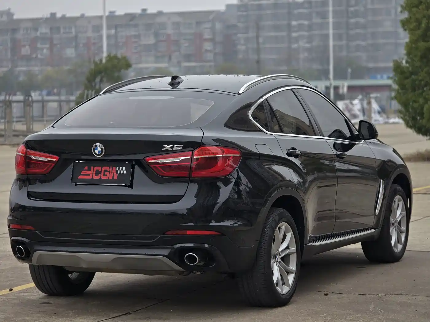 Photo 17 - BMW X6