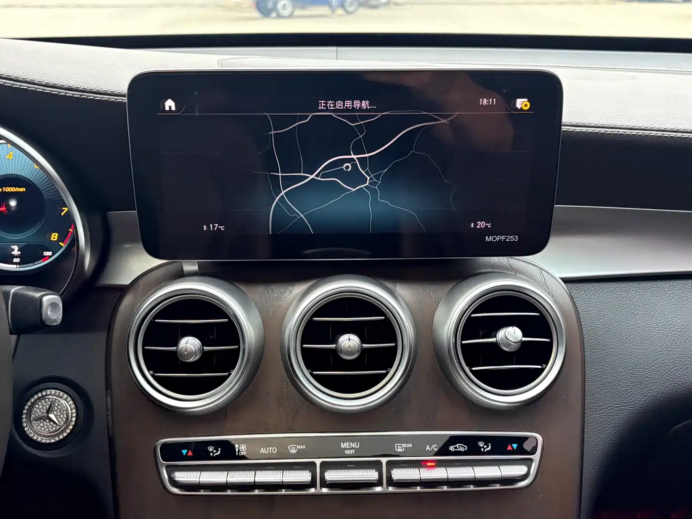Mercedes-Benz GLC 2020 GLC 300 L 4MATIC Dynamic фото 16