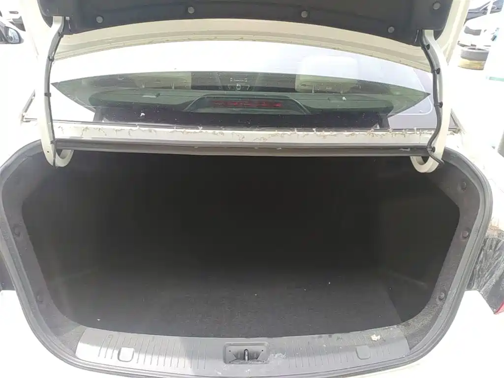 Changan Yuexiang V7 2015 2015 1.6L Manual Lexiang China V