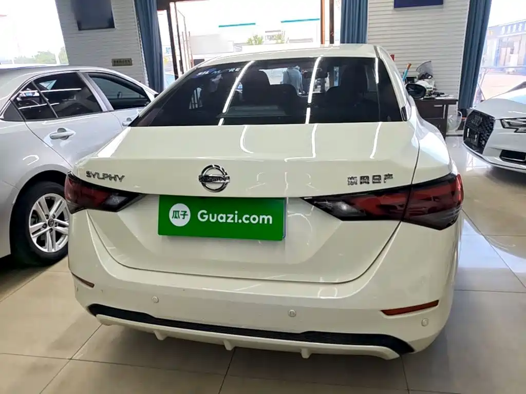 Nissan SYLPHY, миниатюра 6