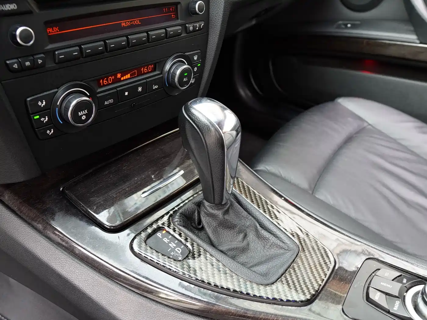 BMW 3 Series (Import) 2013 2011 320i Coupe