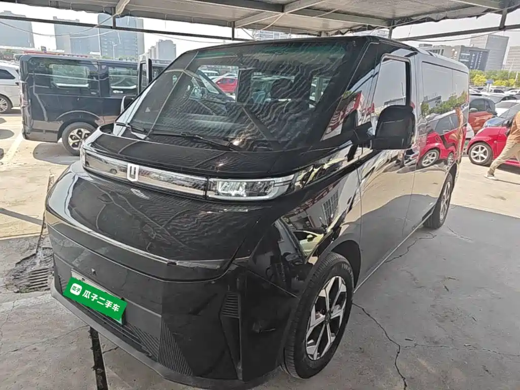 Yuan Cheng Geely Xingfu 2025 2024 Fortune Edition 68.03kWh (Complete Vehicle) 7-Seater