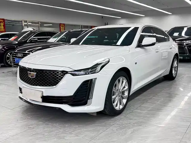 Cadillac CT5 28T, Люкс, Стандарт