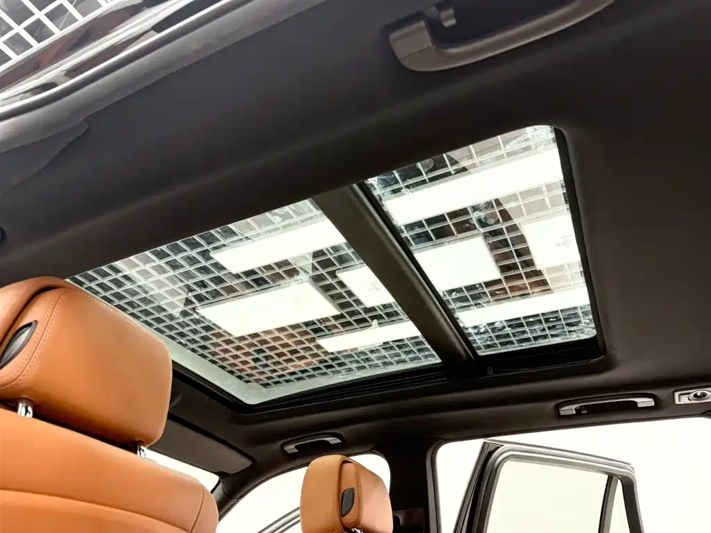 BMW X5 M 2010 X5 M фото 19