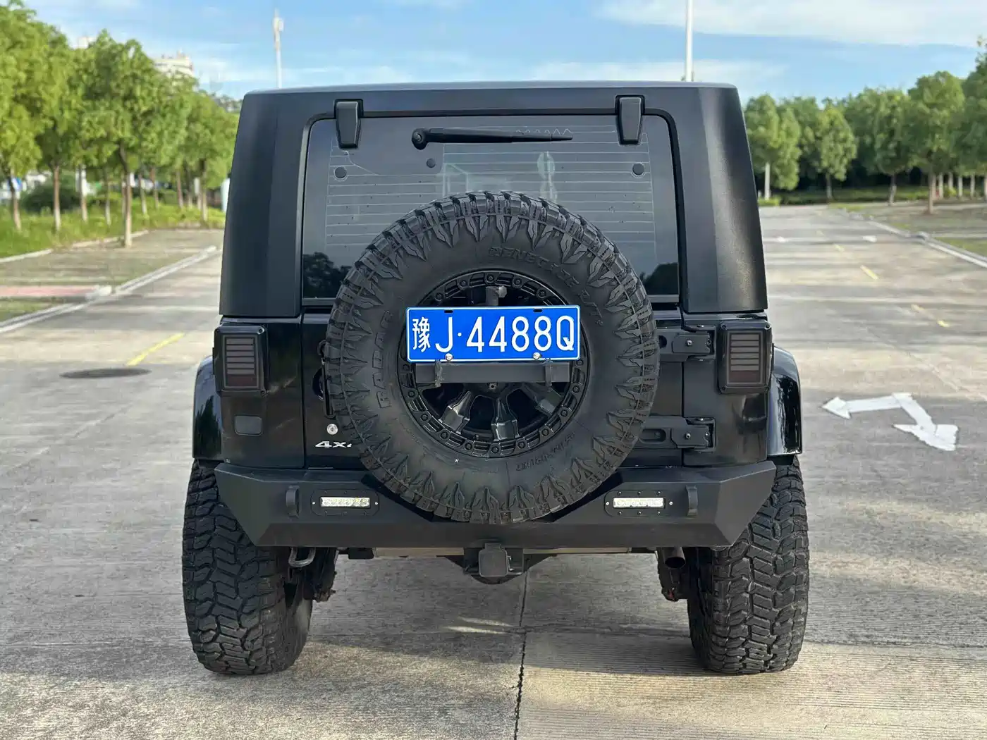 Jeep Wrangler 2010 2010 3.8L Sahara 2-Door