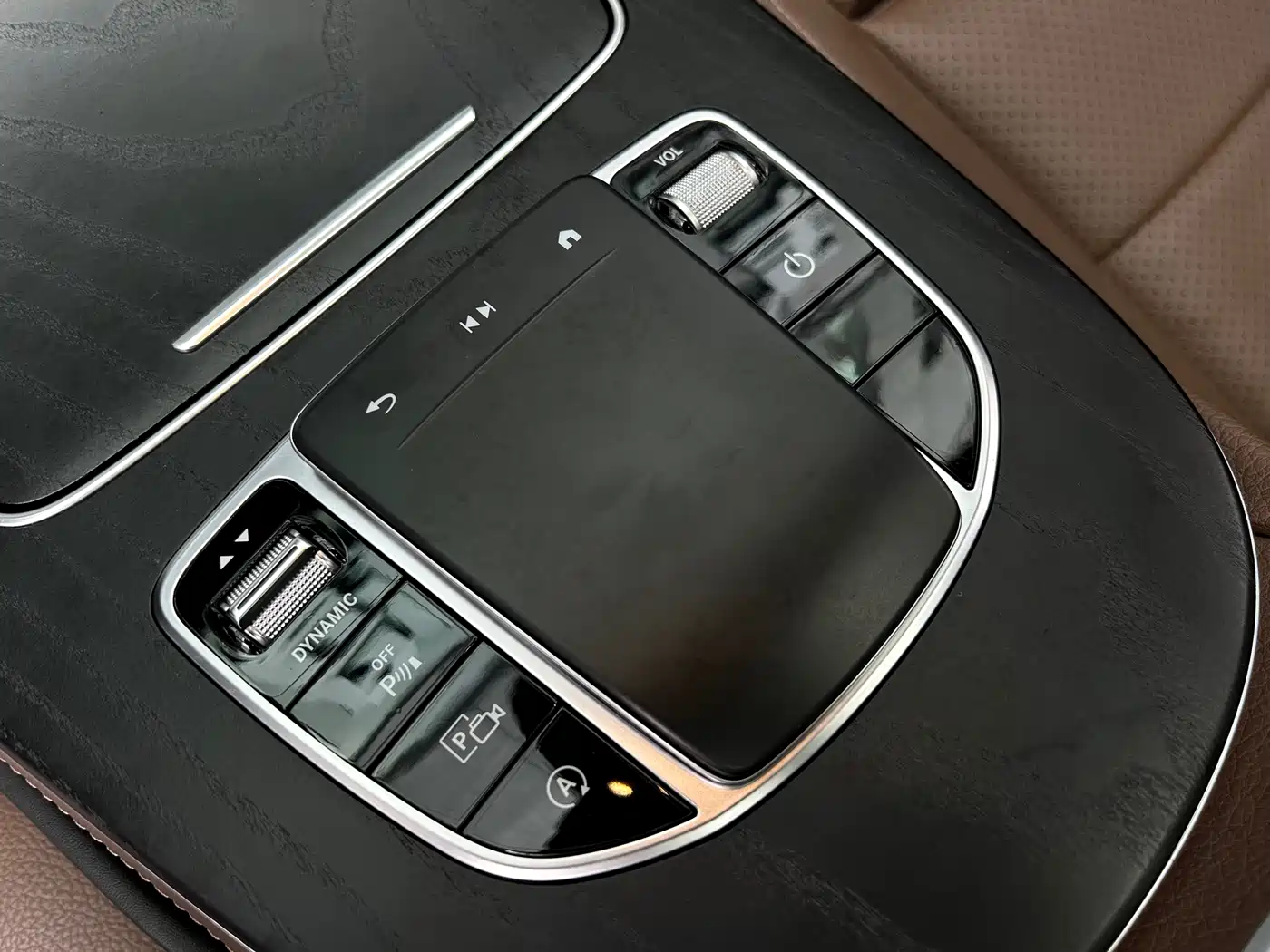 Mercedes-Benz E-Class 2023 Facelift E 260 L Sport фото 13