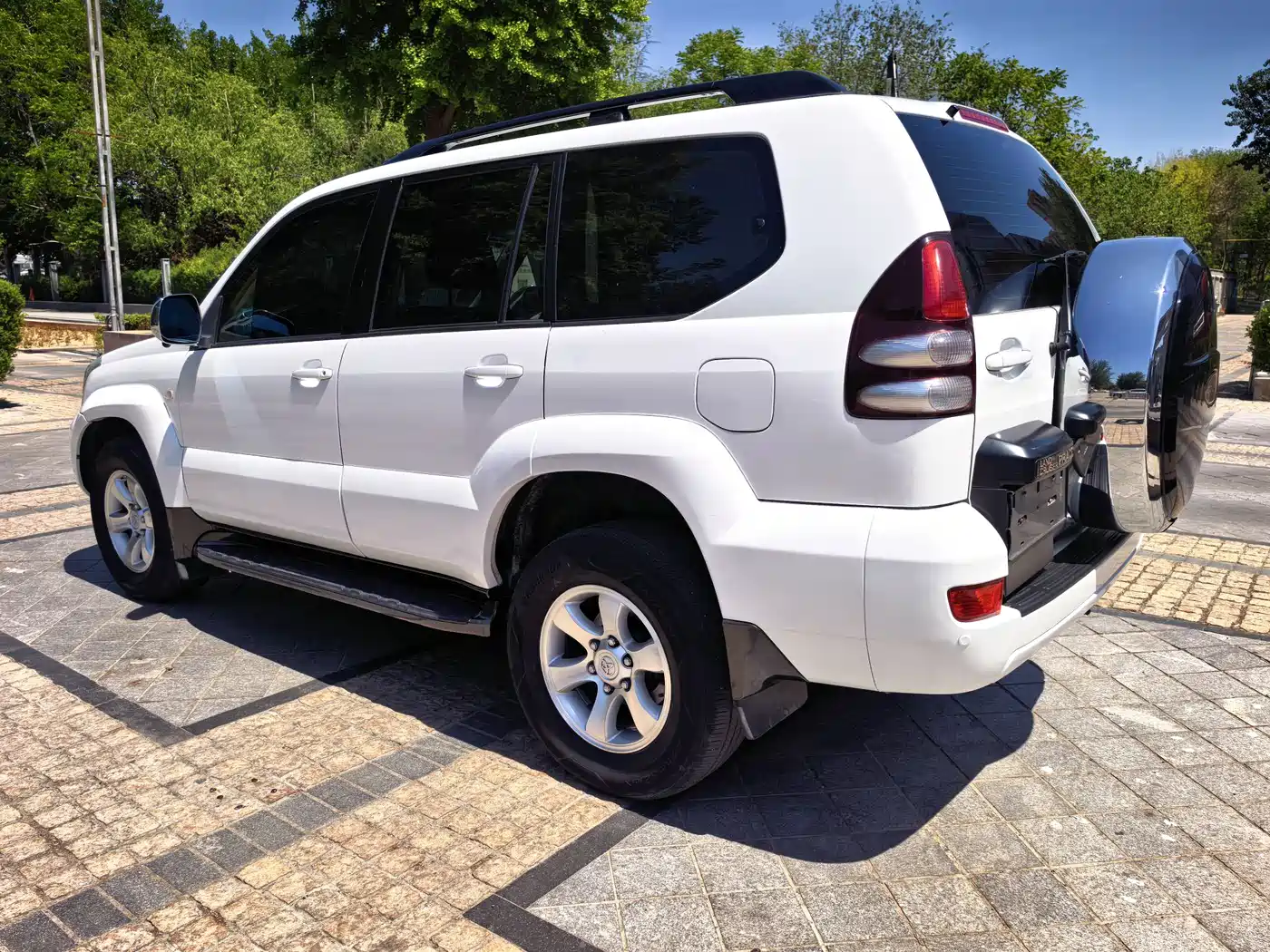 Toyota Prado 2006 4.0L Automatic VX NAVI Edition фото 29