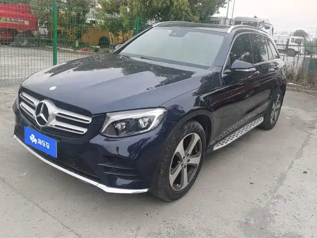 MERCEDES-BENZ GLC