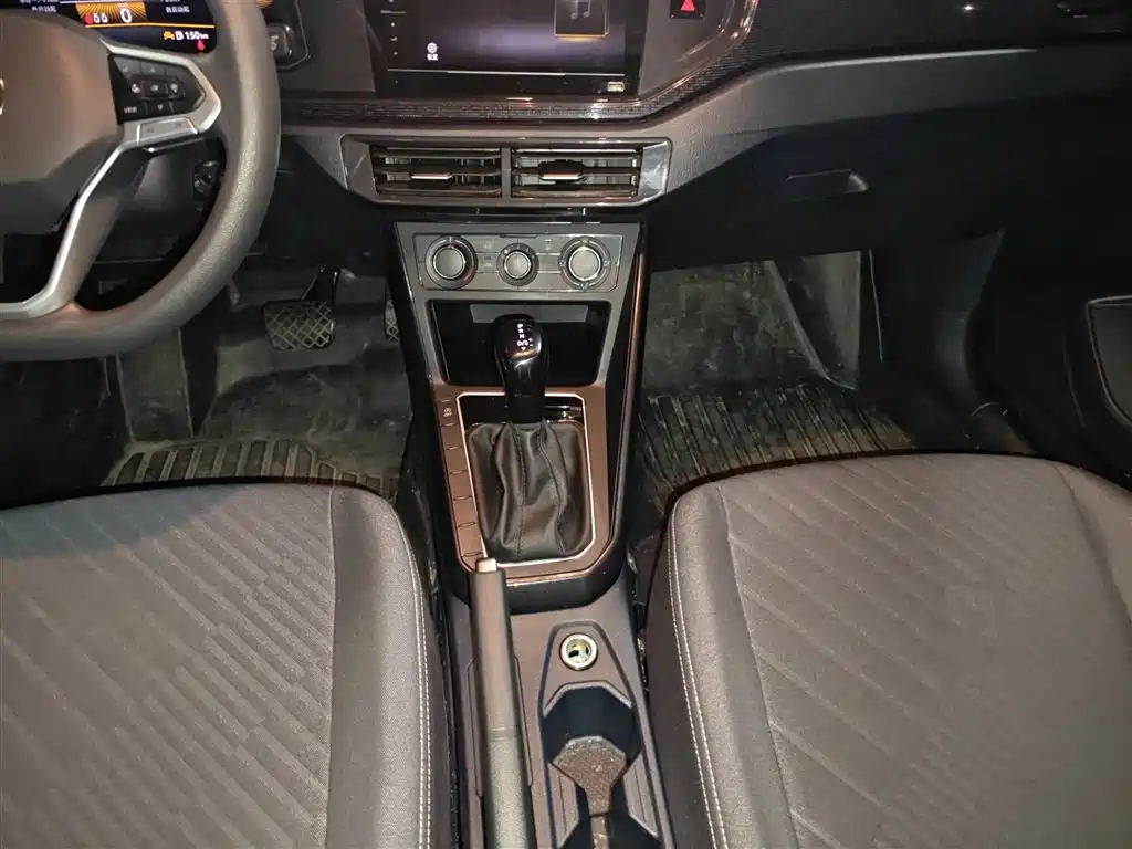 Volkswagen Lavida 2023 New Sharp 1.5L Auto Premium Edition фото 10