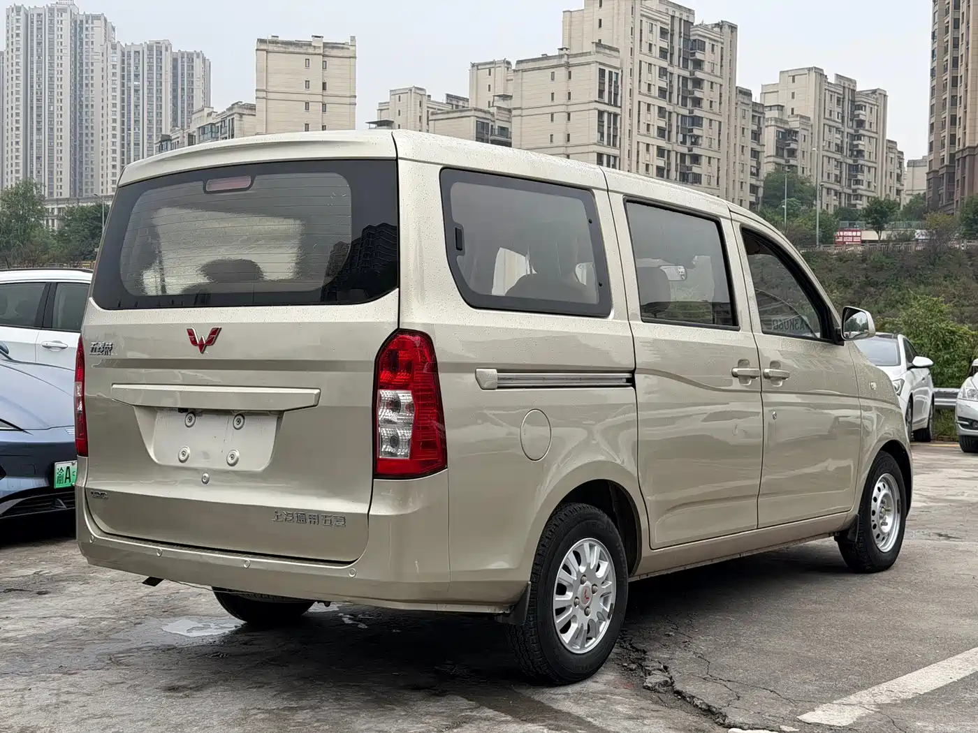 Wuling Motors Wuling Rongguang V 2016 2016 1.2L Standard