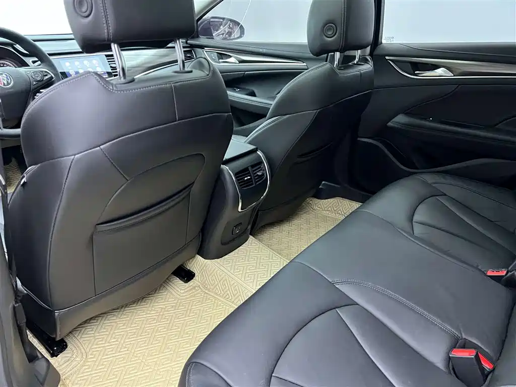Buick LaCrosse 2022 652T Luxury фото 23