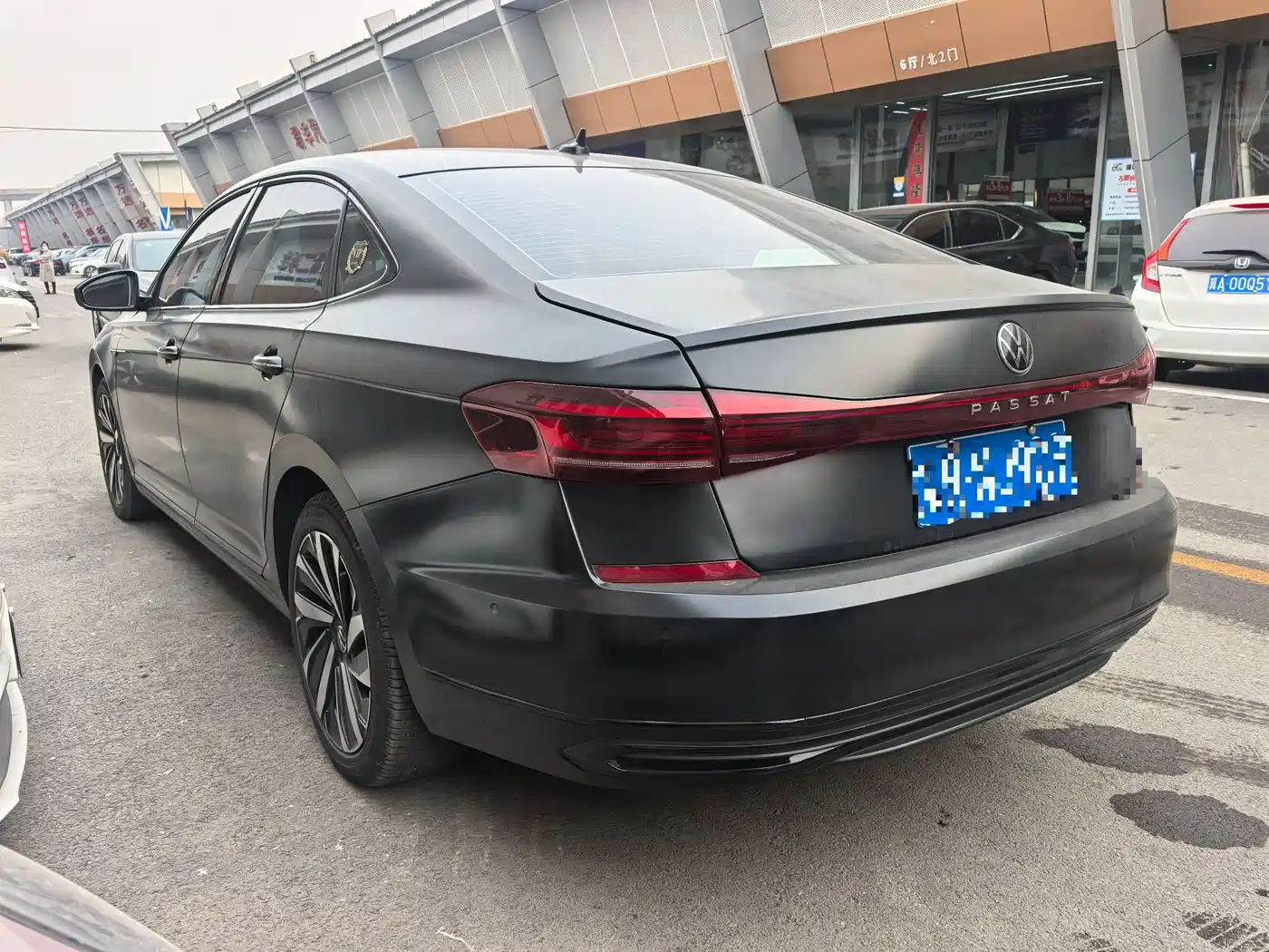 Volkswagen Passat 2022 330TSI Starry Sky Premium Edition фото 6