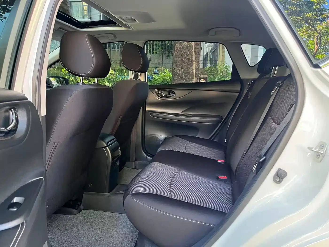 Nissan Tiida 2024 2024 1.6L CVT Cool Sport Edition