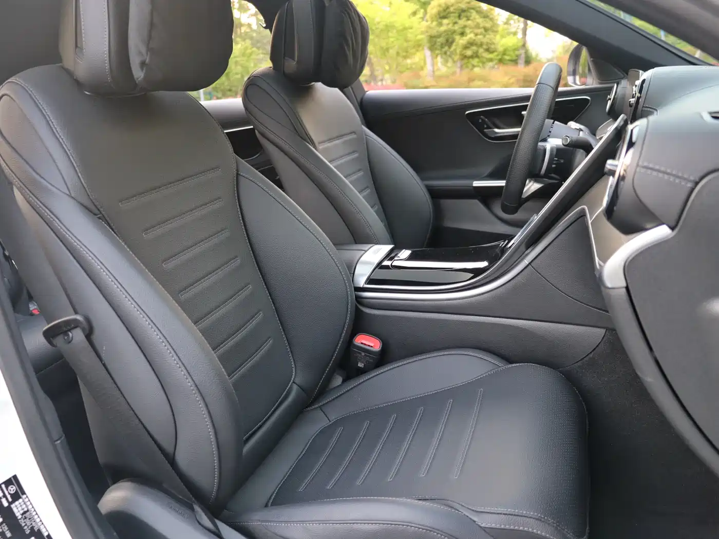 Mercedes-Benz C-Class 2023 Facelift C 200 L Sport Edition фото 18