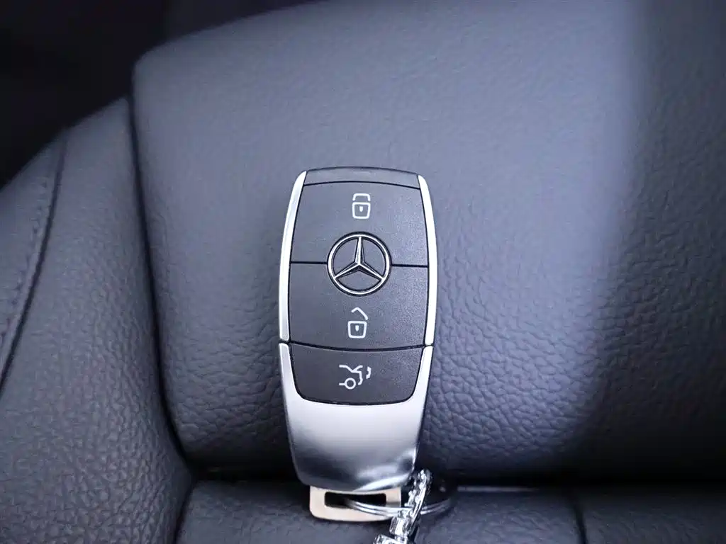 Mercedes-Benz GLB 2024 Facelift GLB 220 Style фото 26