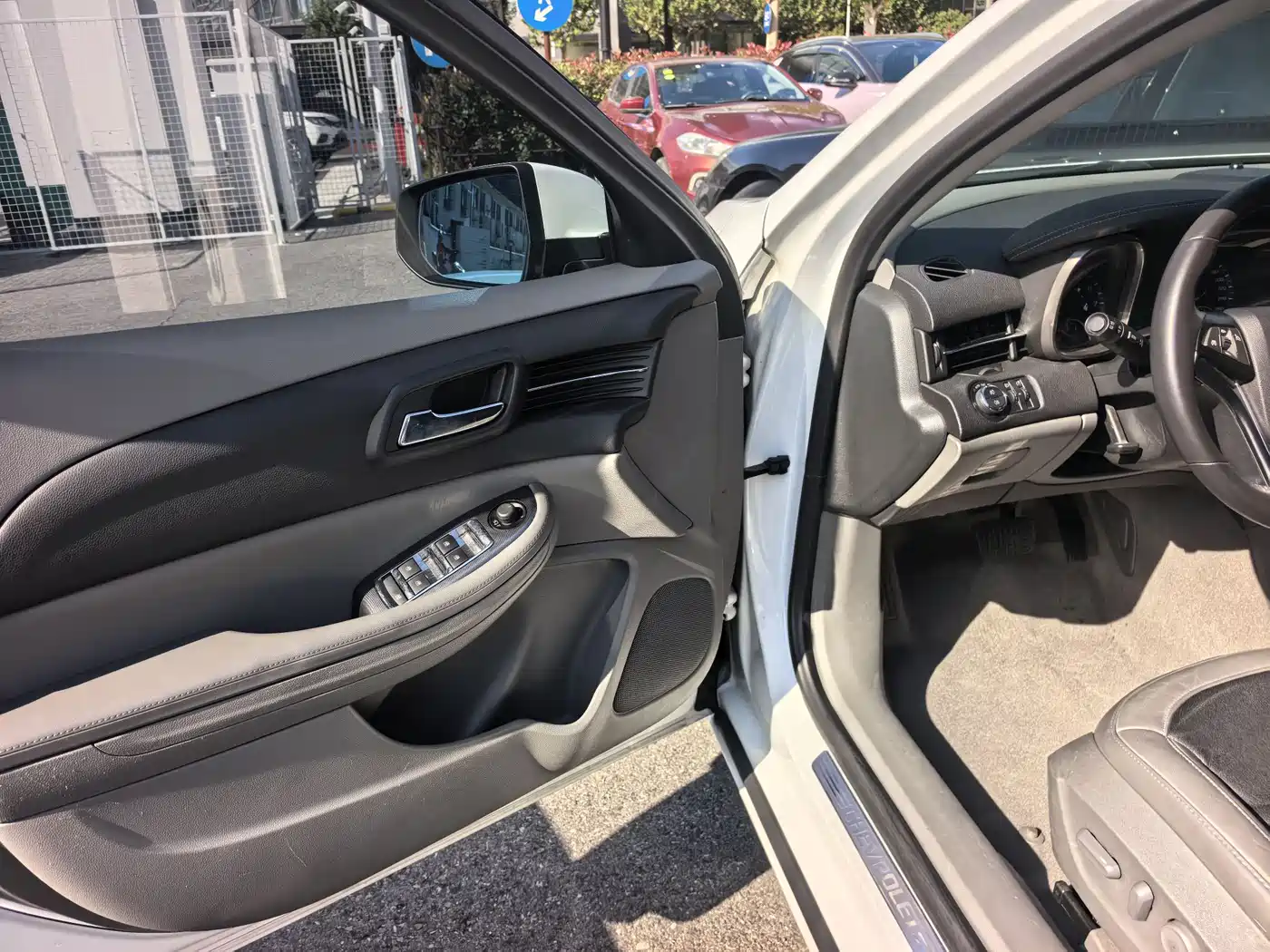 Chevrolet Malibu 2013 2.0L Automatic Luxury Edition фото 11