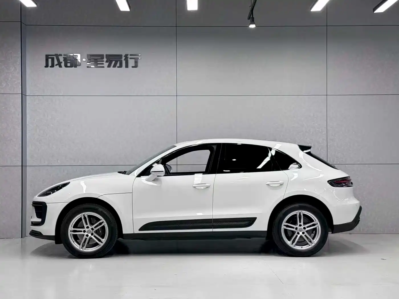 Porsche Macan 2023 Macan 2.0T фото 5