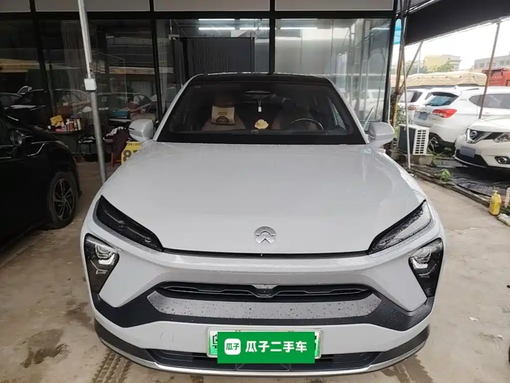 Фото 3 - NIO EC6