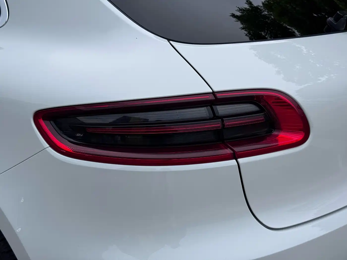 Porsche Macan 2016 Macan 2.0T фото 21