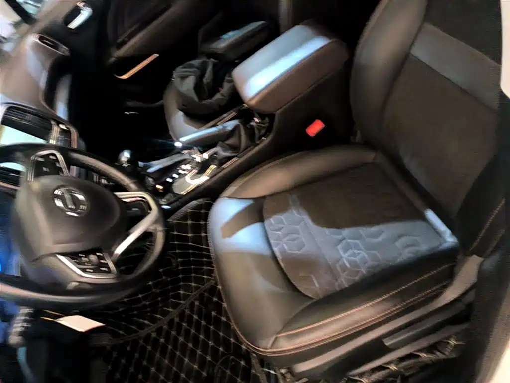 GAC Trumpchi Trumpchi GS3 2019 235T Automatic Elite Edition фото 15