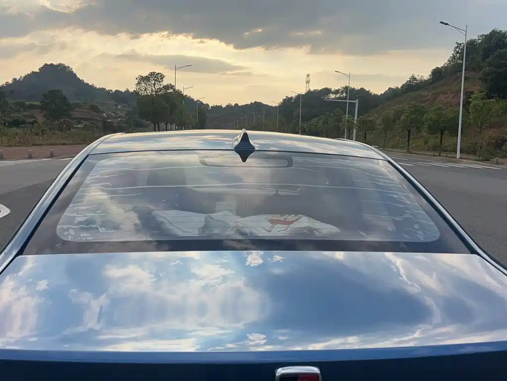 Фото 25 - Roewe i6