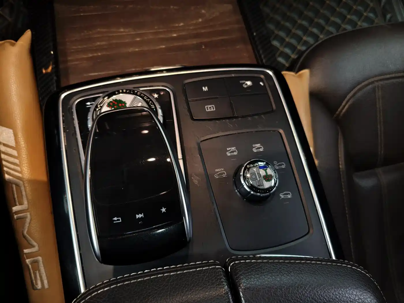 Mercedes-Benz GLE 2016 GLE 320 4MATIC Luxury фото 17
