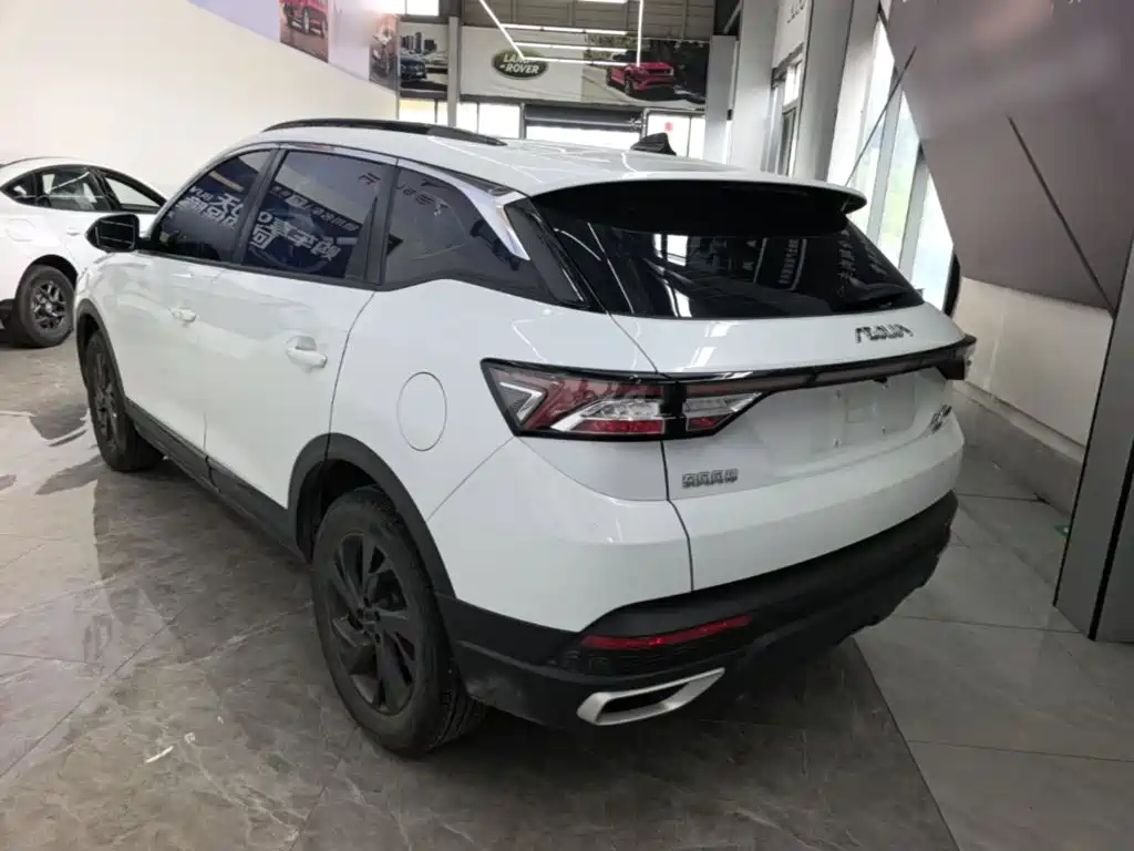 Dongfeng Aeolus Dongfeng Fengshen AX7 2025 2023 Mach Edition 1.5T DCT Champion Legend Edition