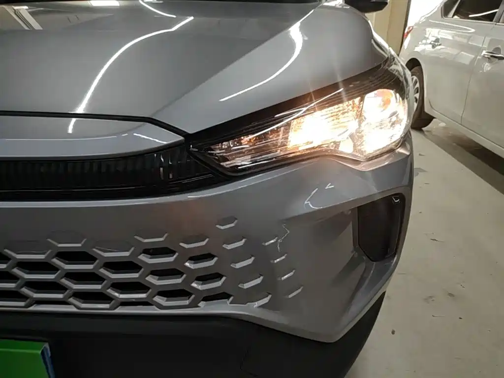 Toyota Corolla Cross 2025 2.0L Pioneer Edition фото 24