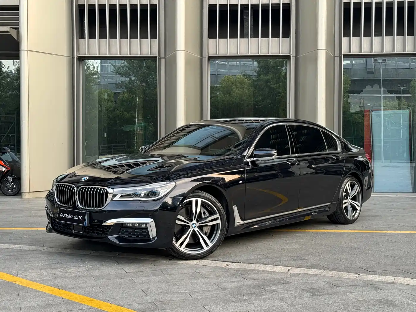 BMW 7 Series 2018 750Li xDrive M Sport Package