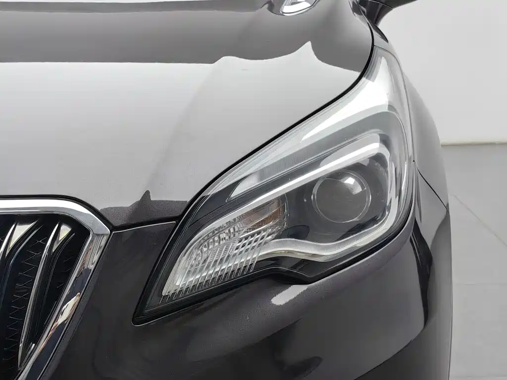 Фото 7 - Buick Envision Plus
