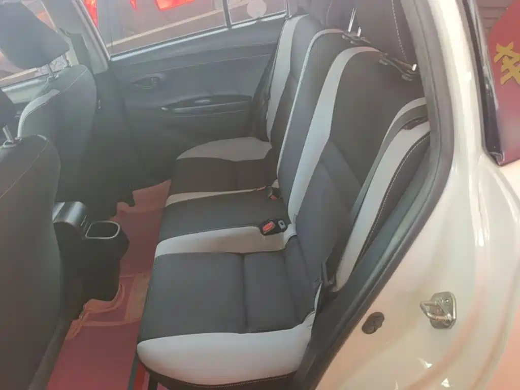 Toyota Yaris, миниатюра 17