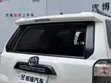 Фото 17 - Toyota 4Runner