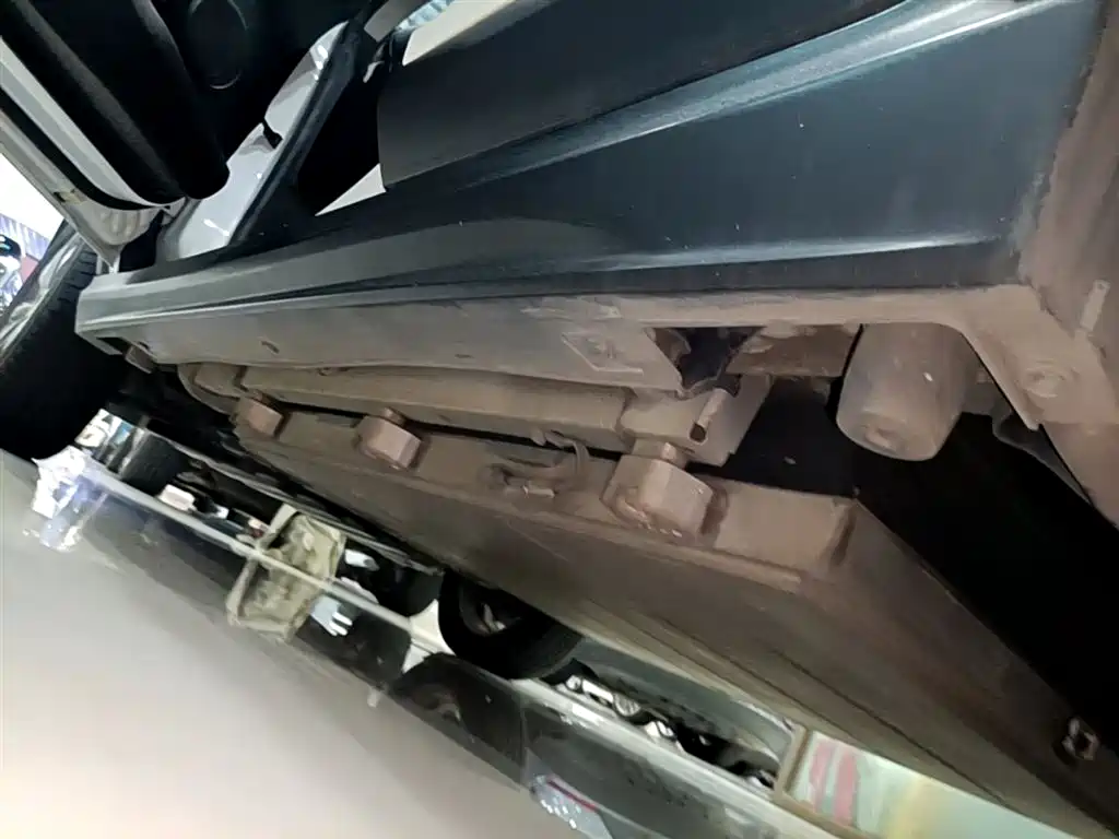 BYD Yuan New Energy 2019 EV360 Smart Connect Edition фото 22