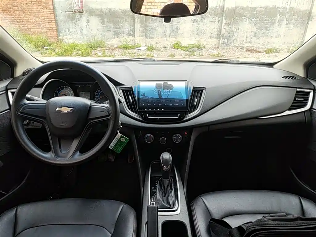 Chevrolet Cavalier 2016 1.5L Automatic Enjoyment Edition фото 10