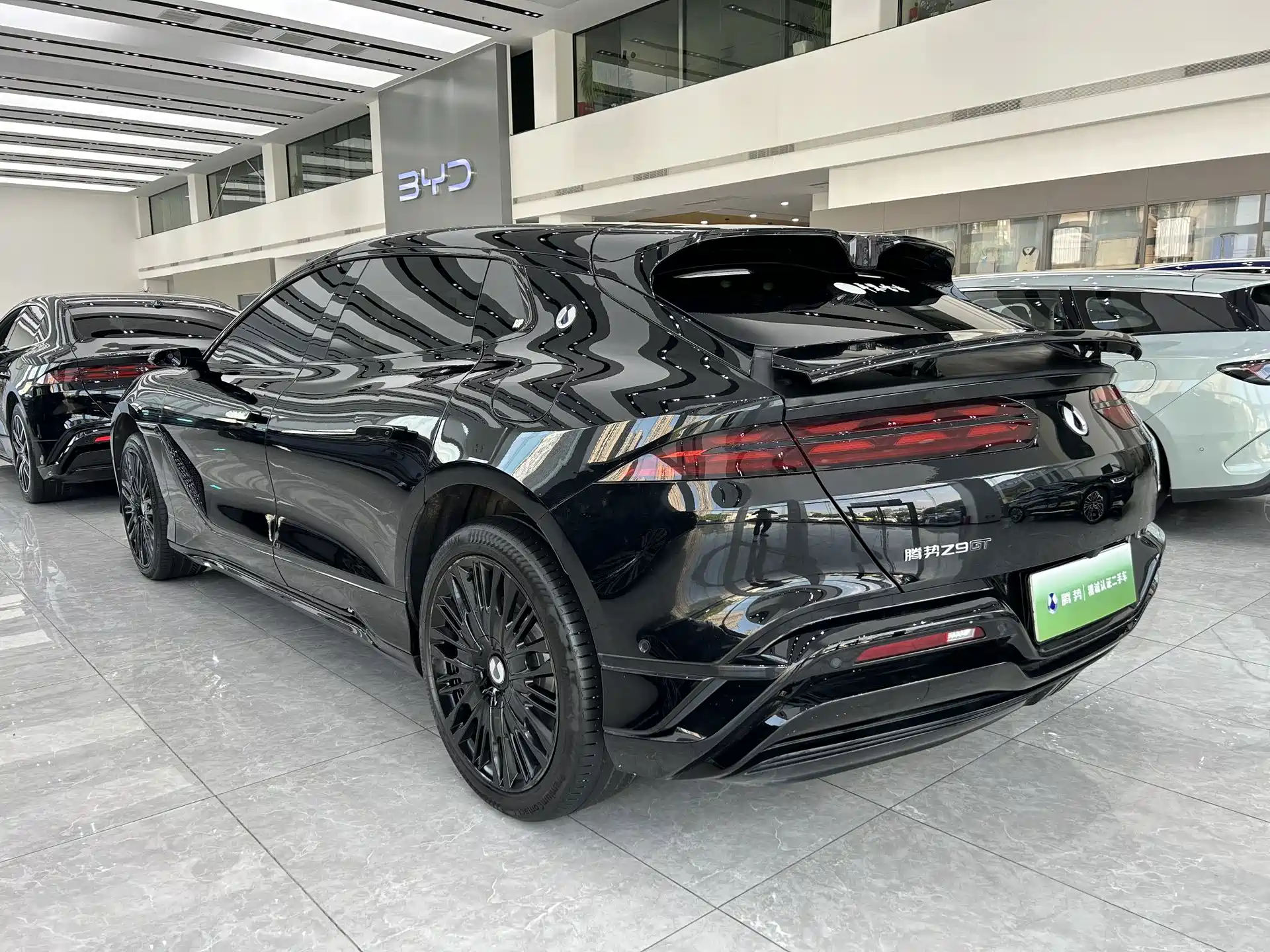 Фото 8 - Denza Z9GT