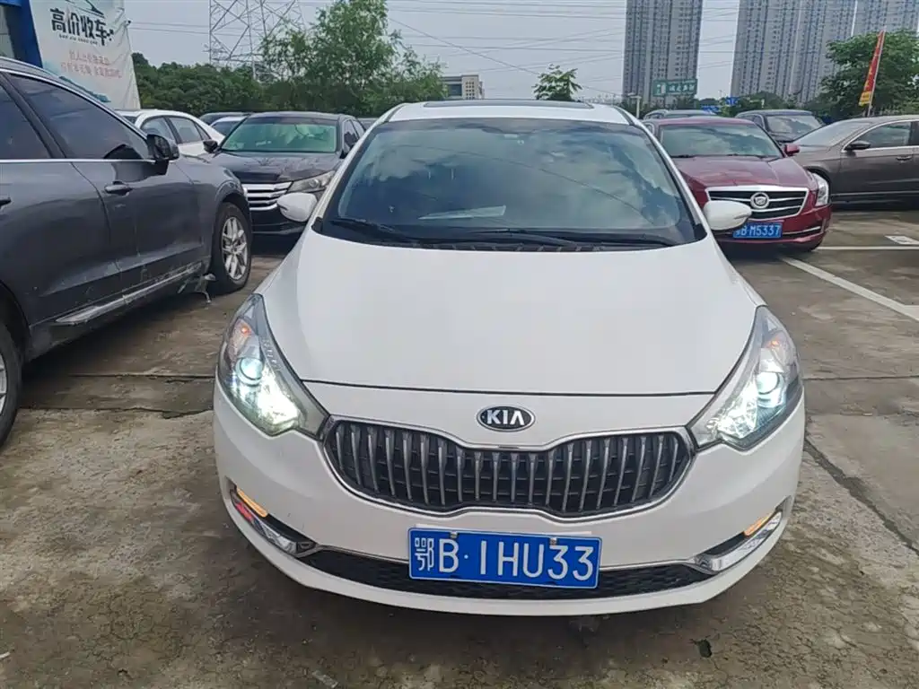 Kia K3 2015 1.6L Automatic GLS фото 3