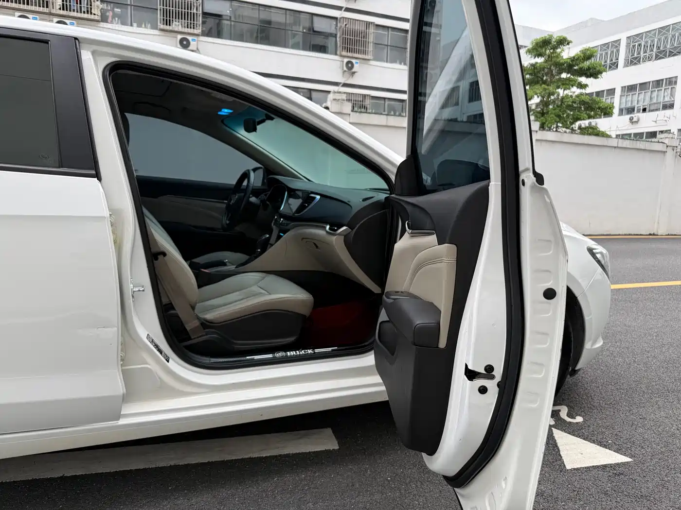 Buick Excelle 2016 Model 15N Automatic Luxury фото 20