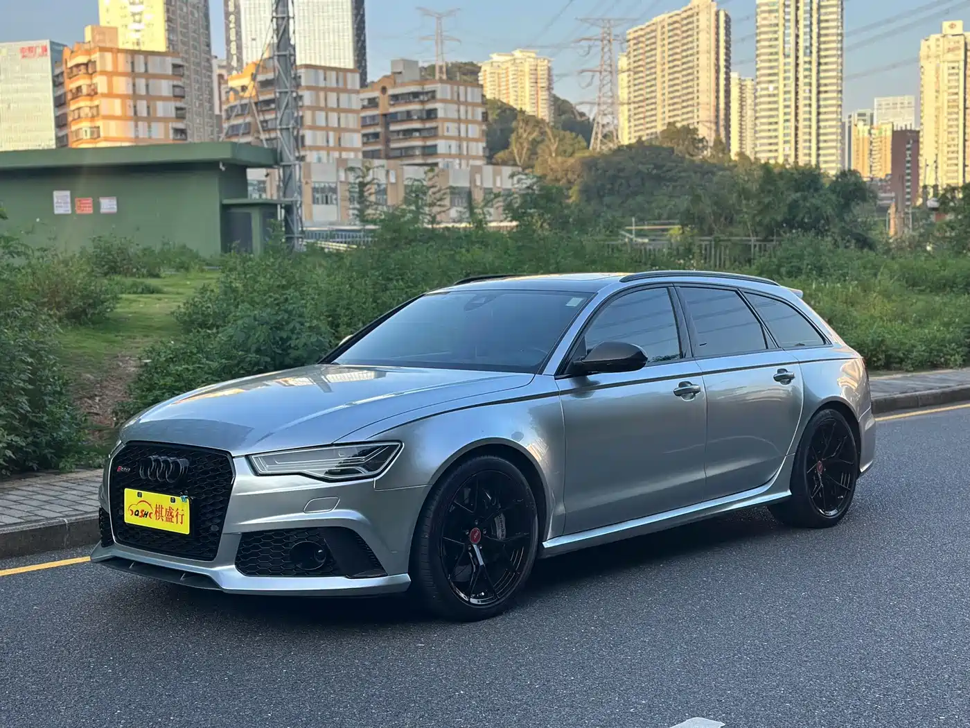Фото 1 - Audi RS 6