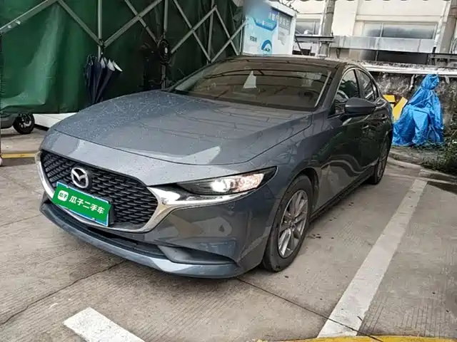 Mazda Mazda3 Axela 2.0L, автомат
