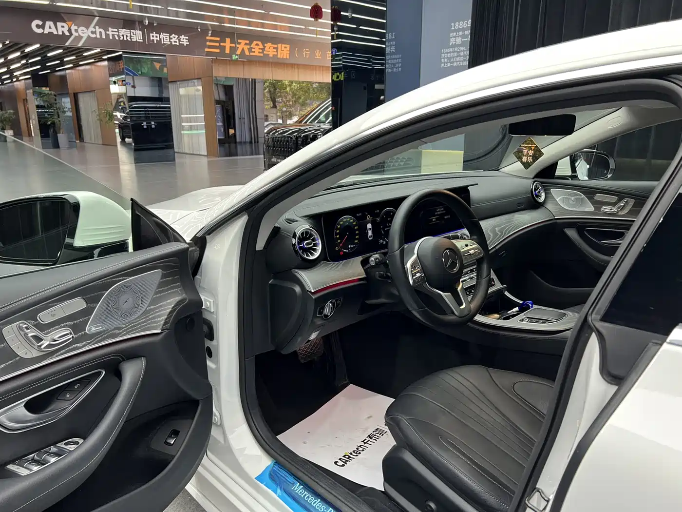 Mercedes-Benz CLS 2021 CLS 300 Sport фото 7