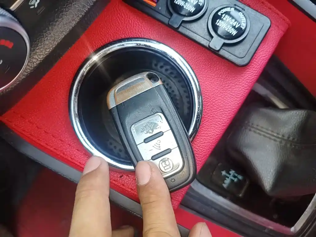 Haval H1 2016 Blue Label 1.5L AMT Urban фото 9