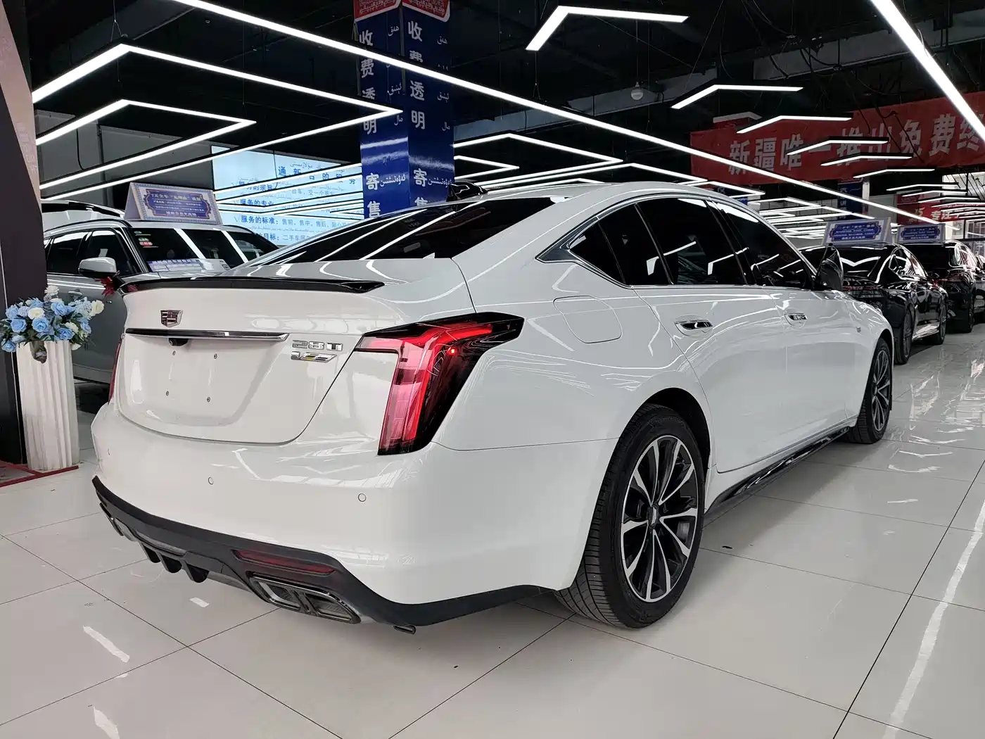 Cadillac CT5 2023 28T Prestige Style фото 9