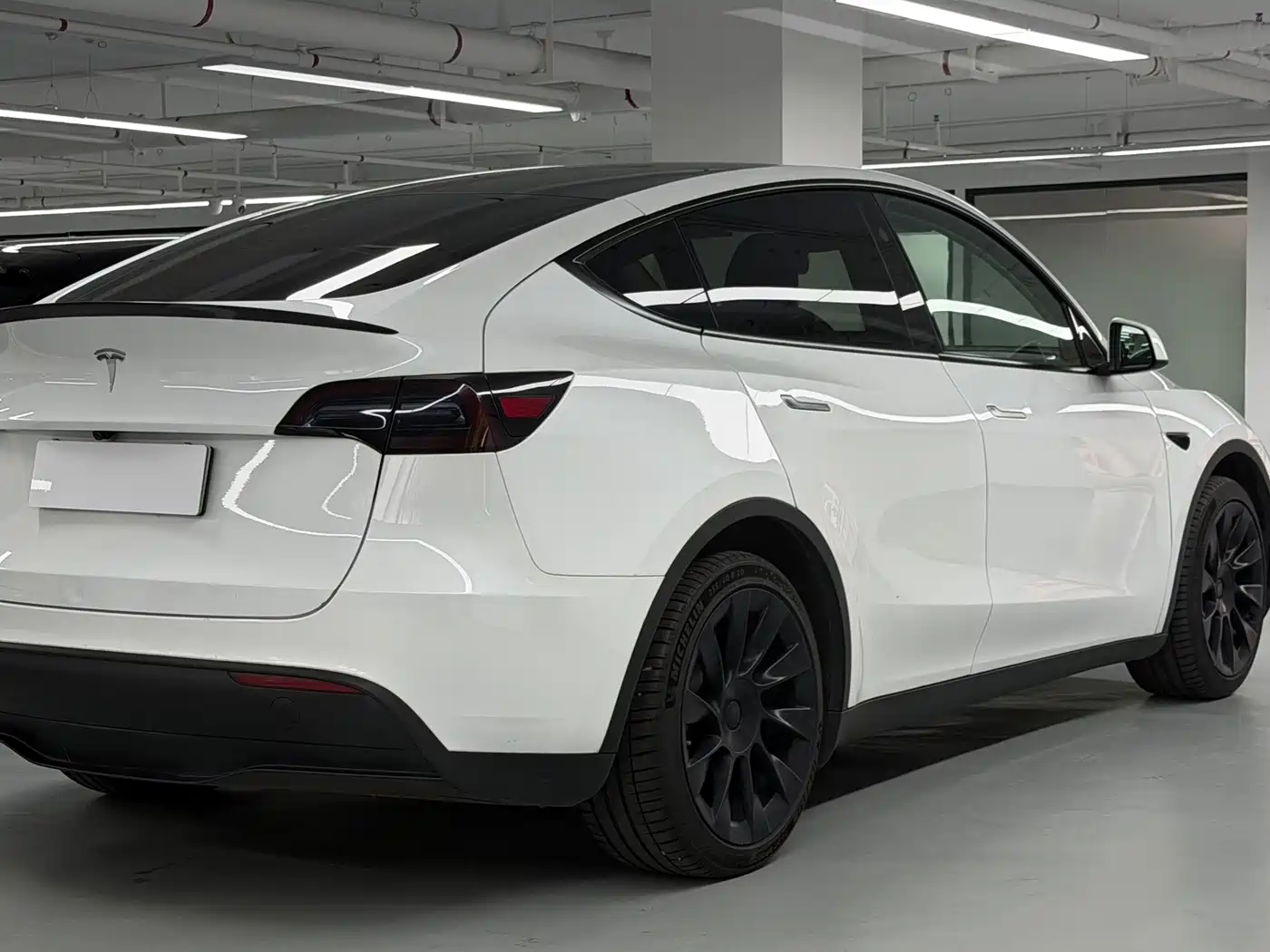 Фото 22 - Tesla Model Y