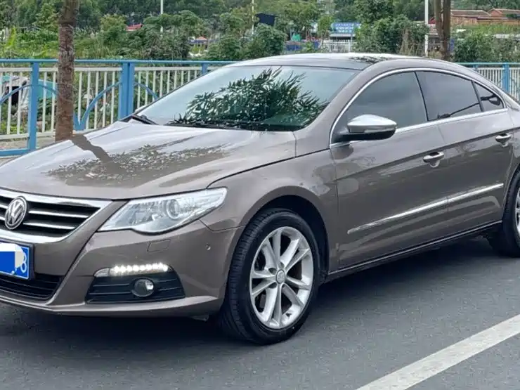 Volkswagen FAW-Volkswagen CC 2011 2.0TSI Supreme
