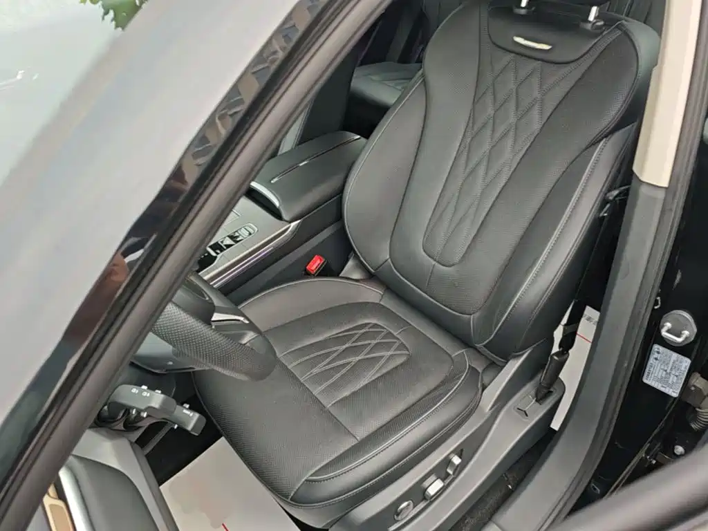 Hongqi HS7 PHEV 2024 2024 2.0T PHEV AWD Qichang Edition 7-seater