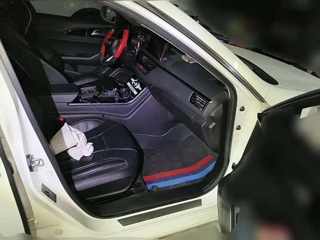 Hongqi H5 2018 2018 30TD Dynamic Edition